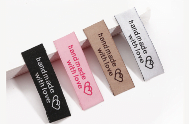 Printed Dotted Label Cloth